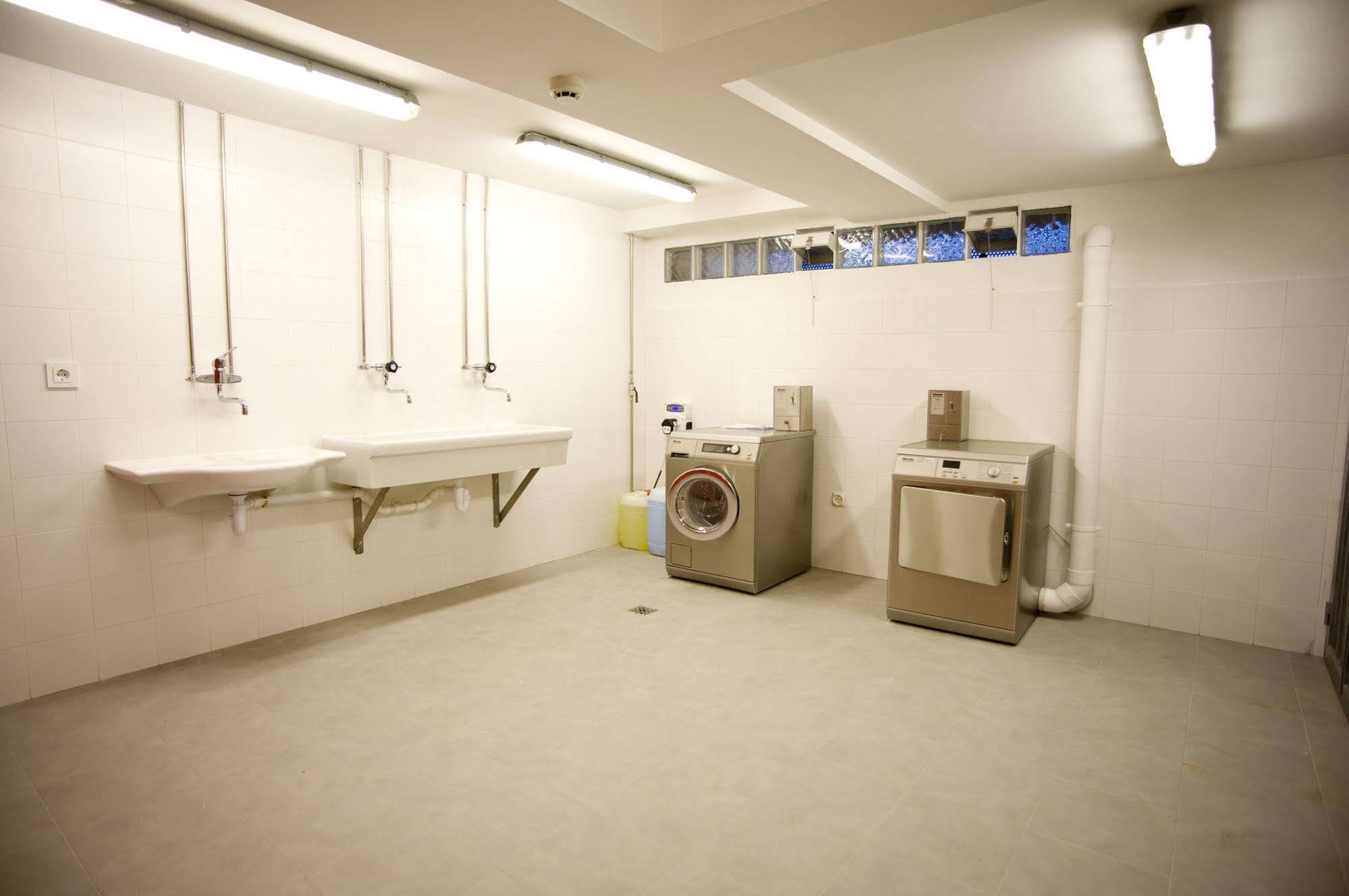Bbk Bilbao Good Hostel Esterno foto