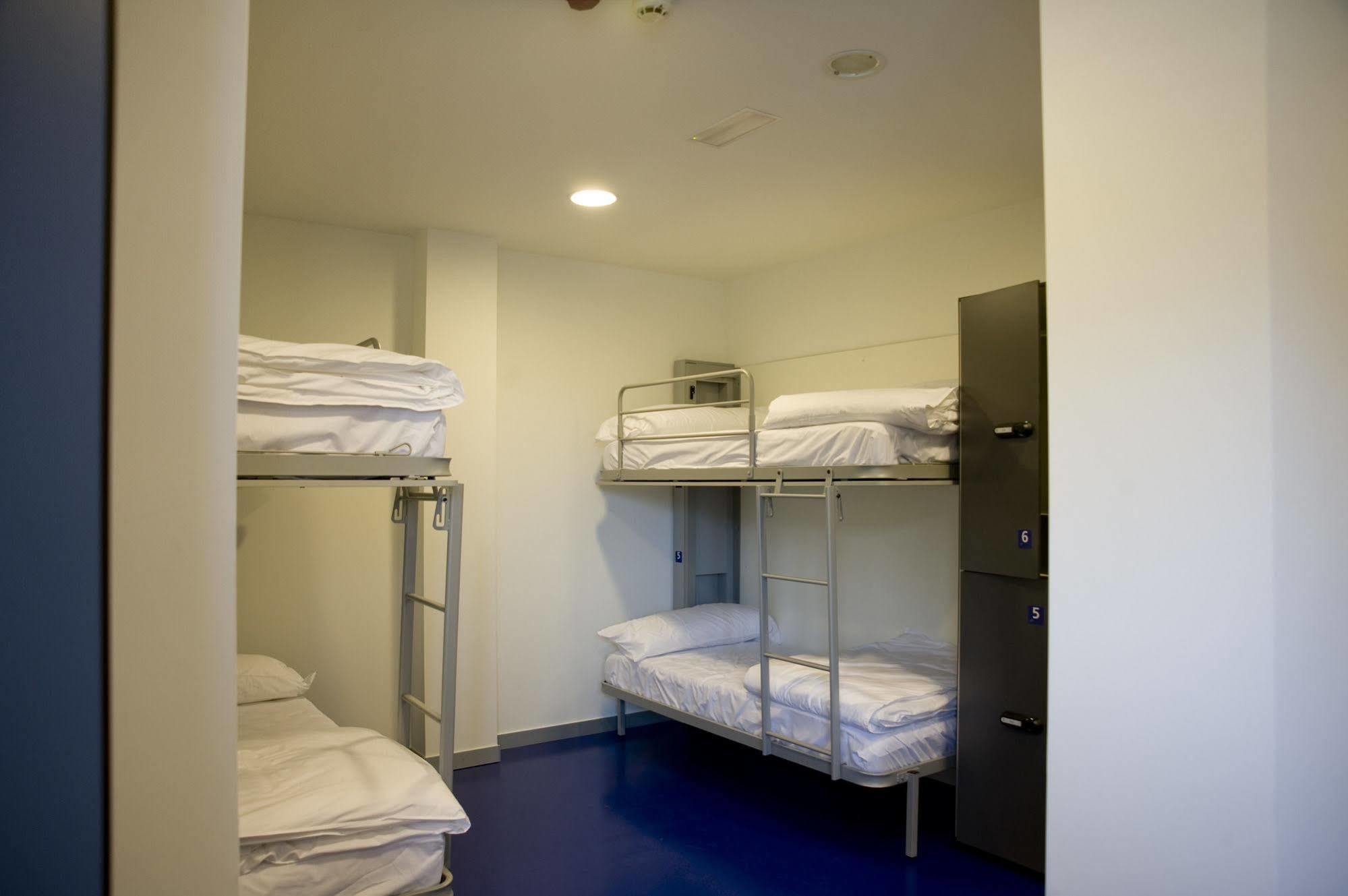Bbk Bilbao Good Hostel Esterno foto