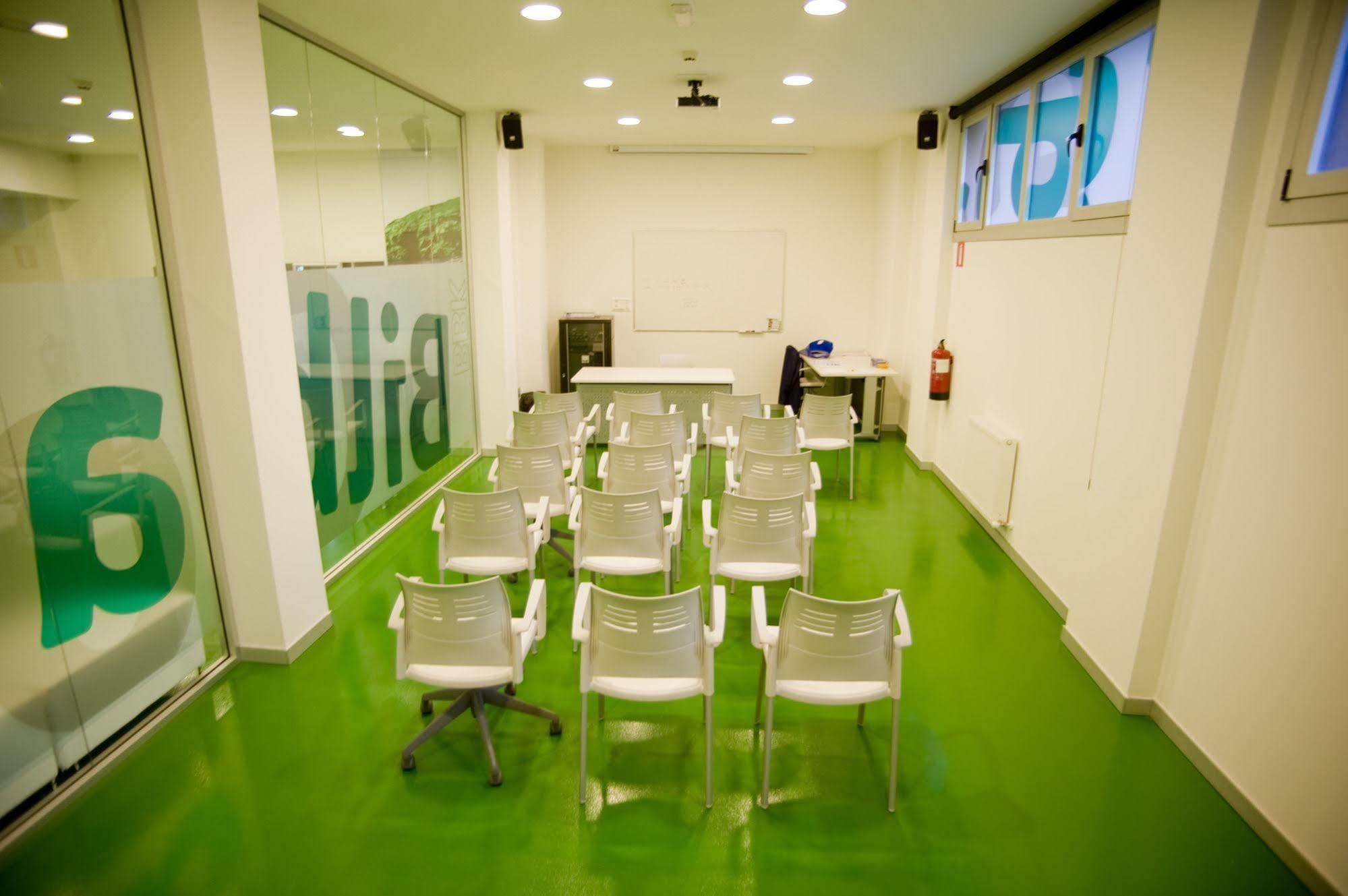 Bbk Bilbao Good Hostel Esterno foto